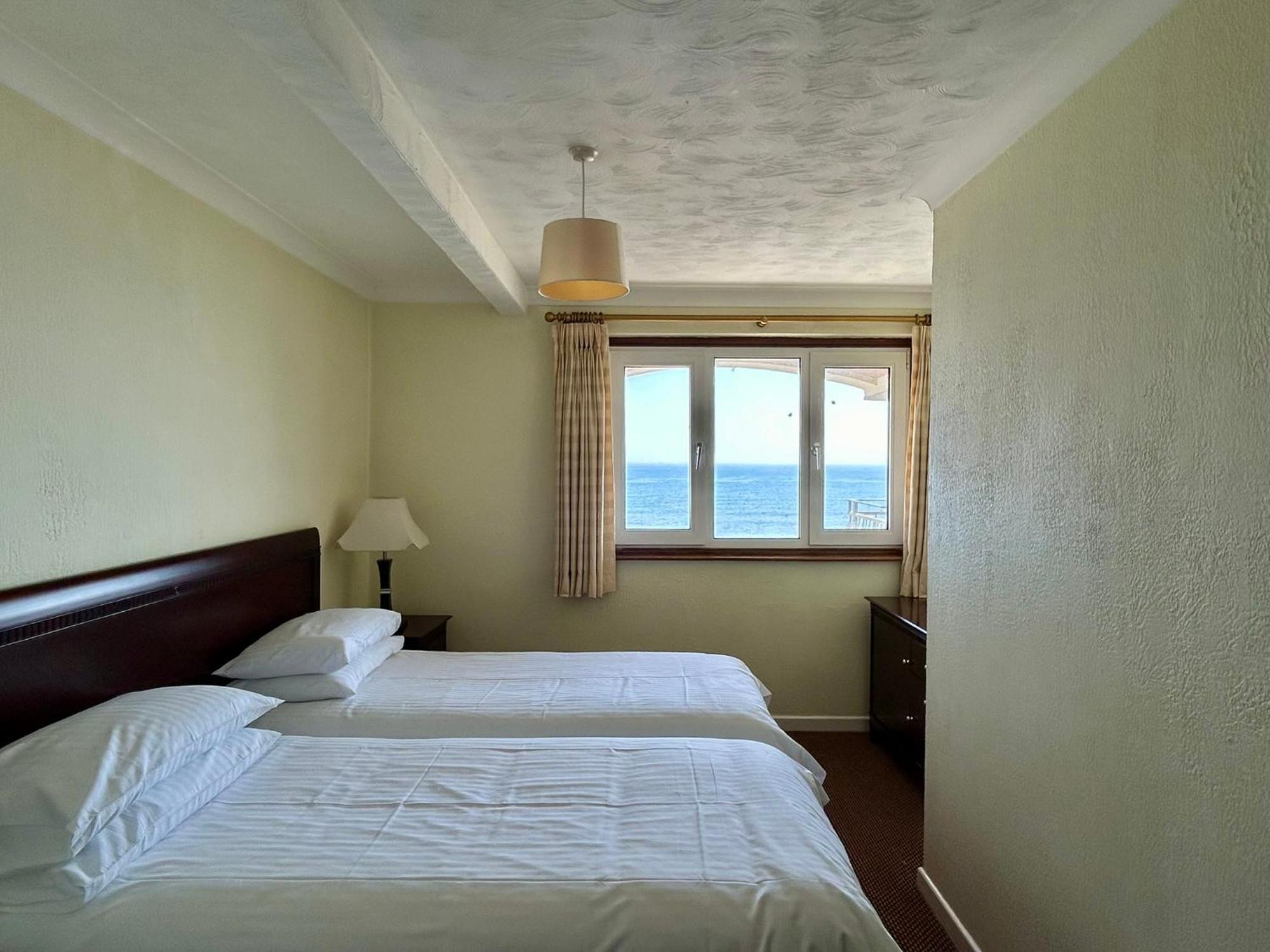 Bay View - Seafront, Sandown - Free Car Ferry For Bookings Of 3 Or More Nights, Subject To Availability Exterior foto