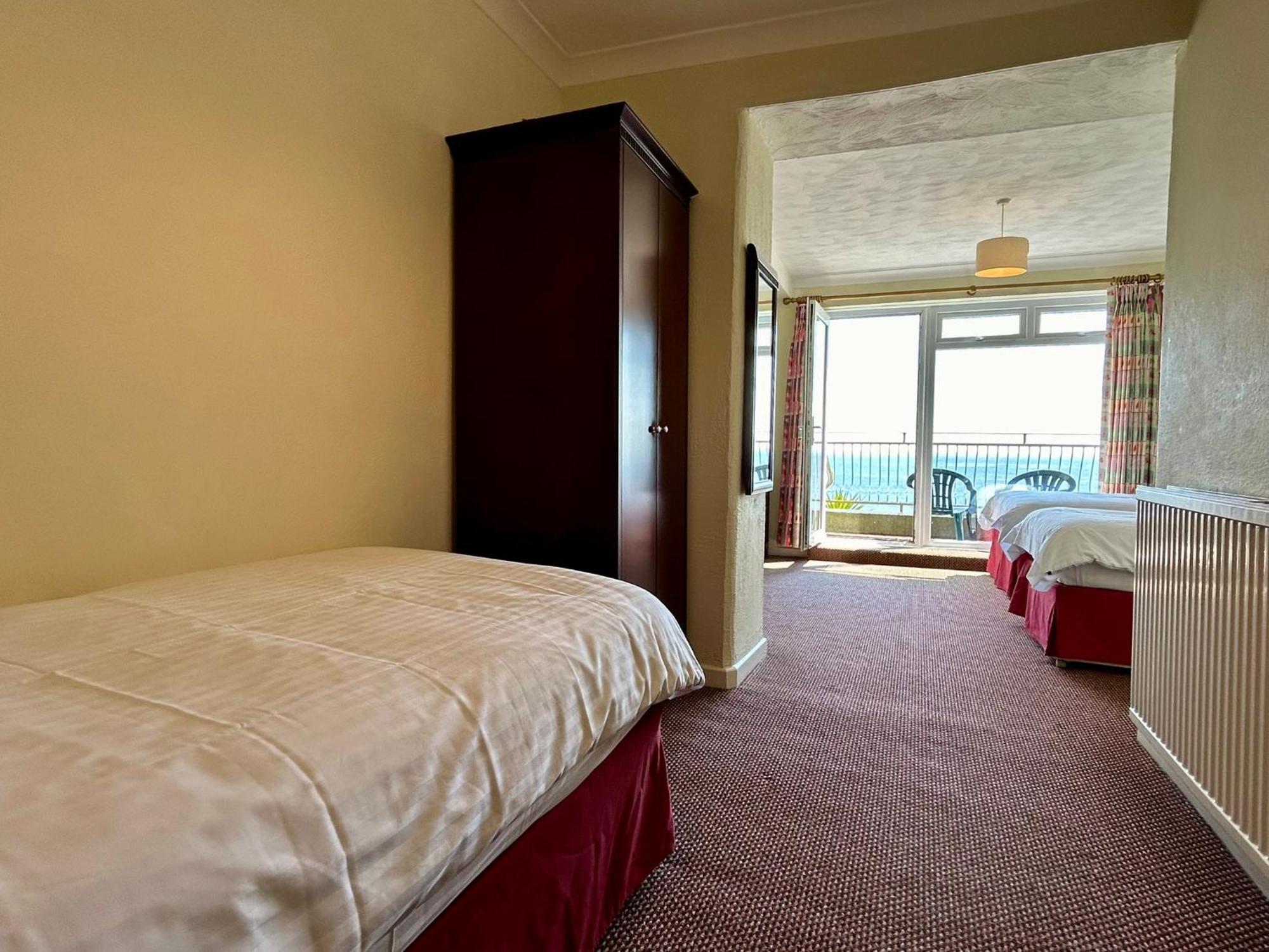 Bay View - Seafront, Sandown - Free Car Ferry For Bookings Of 3 Or More Nights, Subject To Availability Exterior foto